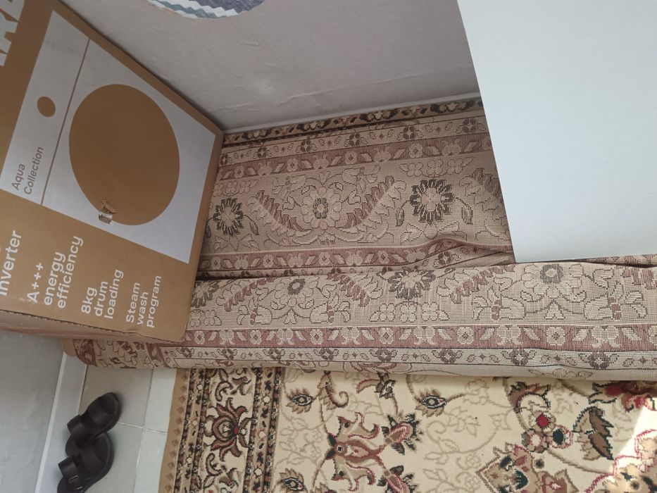 Продам палас  хорошие