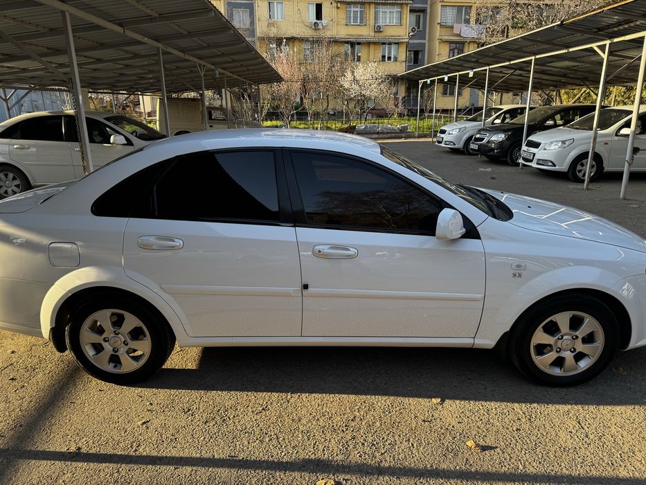 Chevrolet gentra 2018