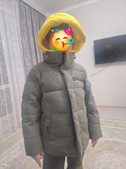 Зимняя куртка на 7-8 лет
