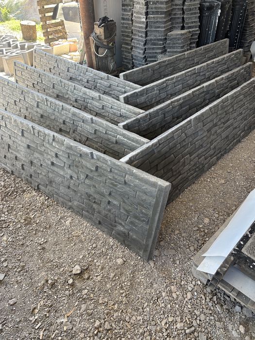 Gard beton placi si stalpi