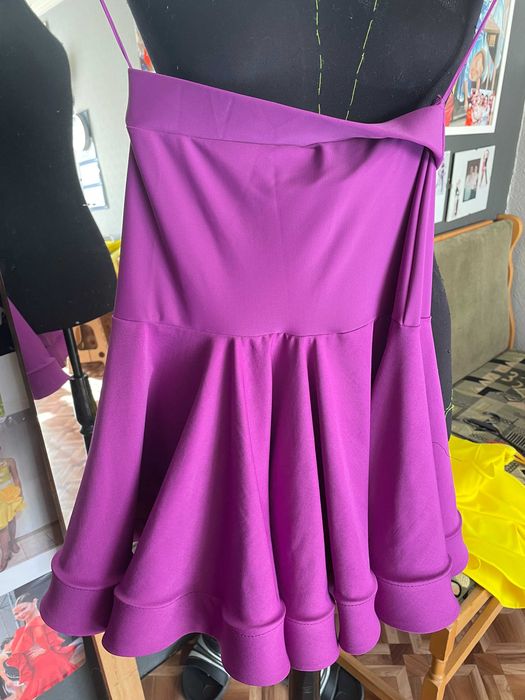 Лилава рокля за танци