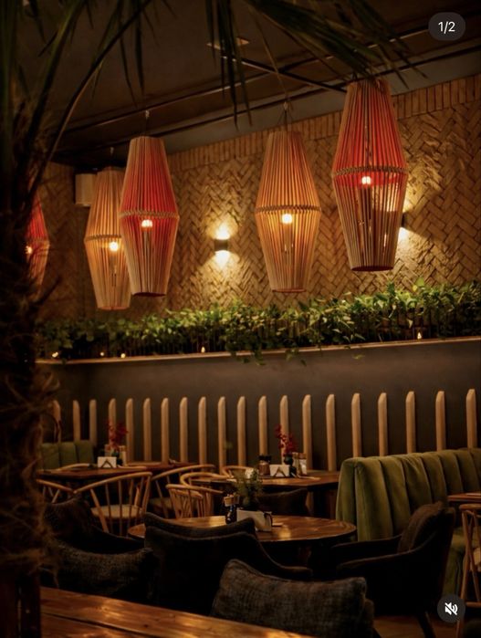 Afacere la cheie. Restaurant premium cu activitate de 3 ani, complet utilat, brand consacrat, chirie 1.300 €/lună.