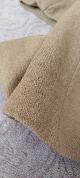 Дизайнерско палто вдъхновено от гардероба на кралицата Max Mara