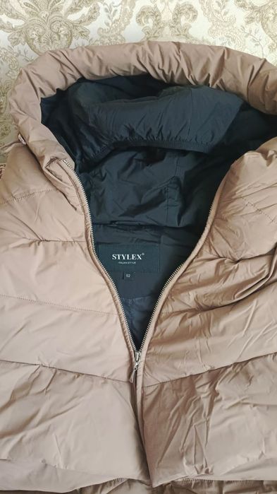 Продам пуховик женский