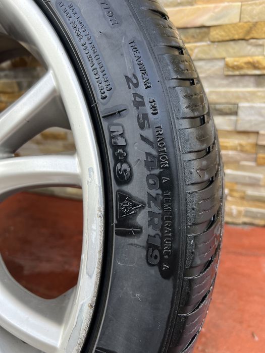 Vând jante bmw r19 M