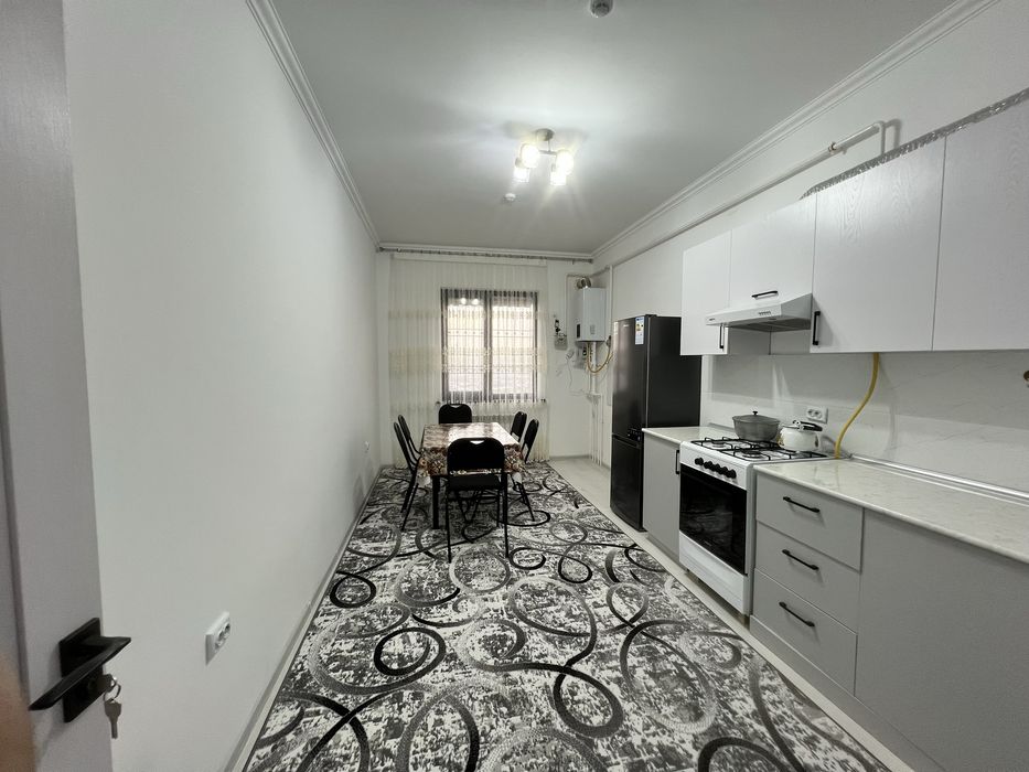 Yangi 3-xonali uy ijaraga!