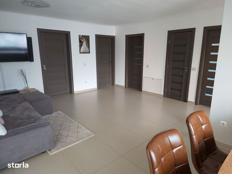 Casa individuala pe un nivel + garaj in Sannicoara