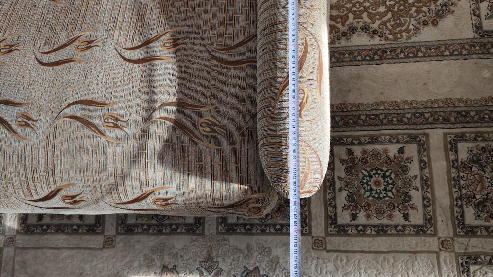 Продам диван (книжка). Самовывоз.