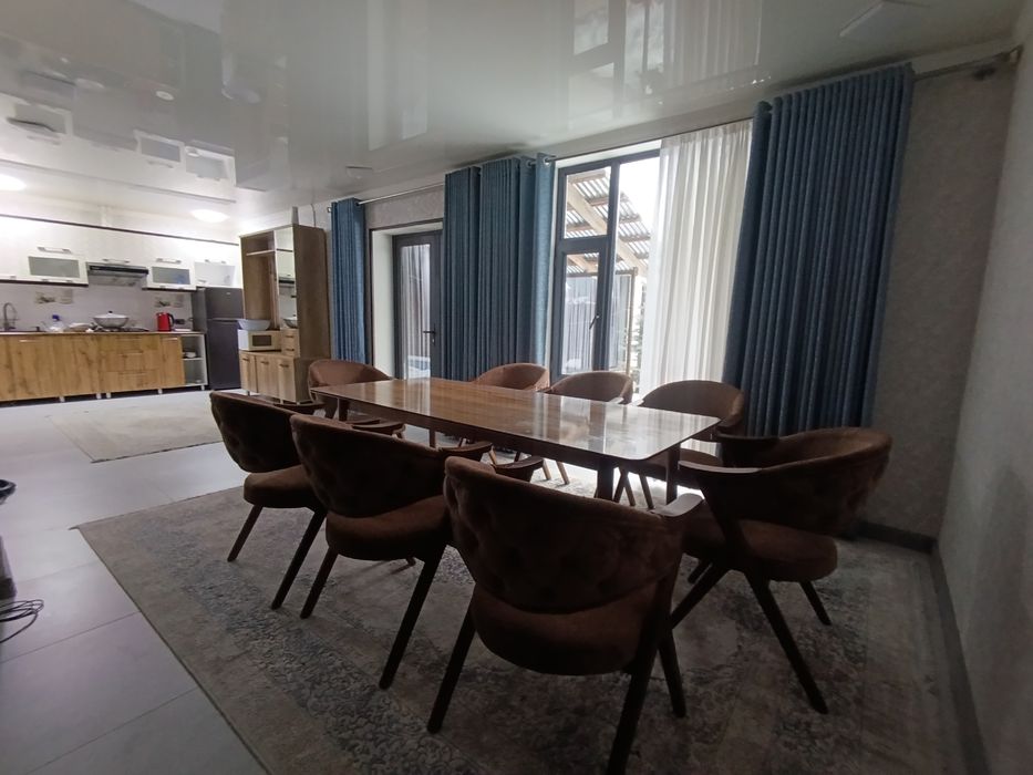 Дача в Чимгане без посредник  Зимний бассеин с подогревом караоке wiFi