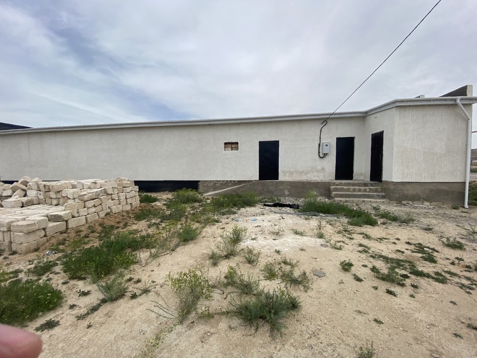 Әмбебап және тамақ дүкені сатылады