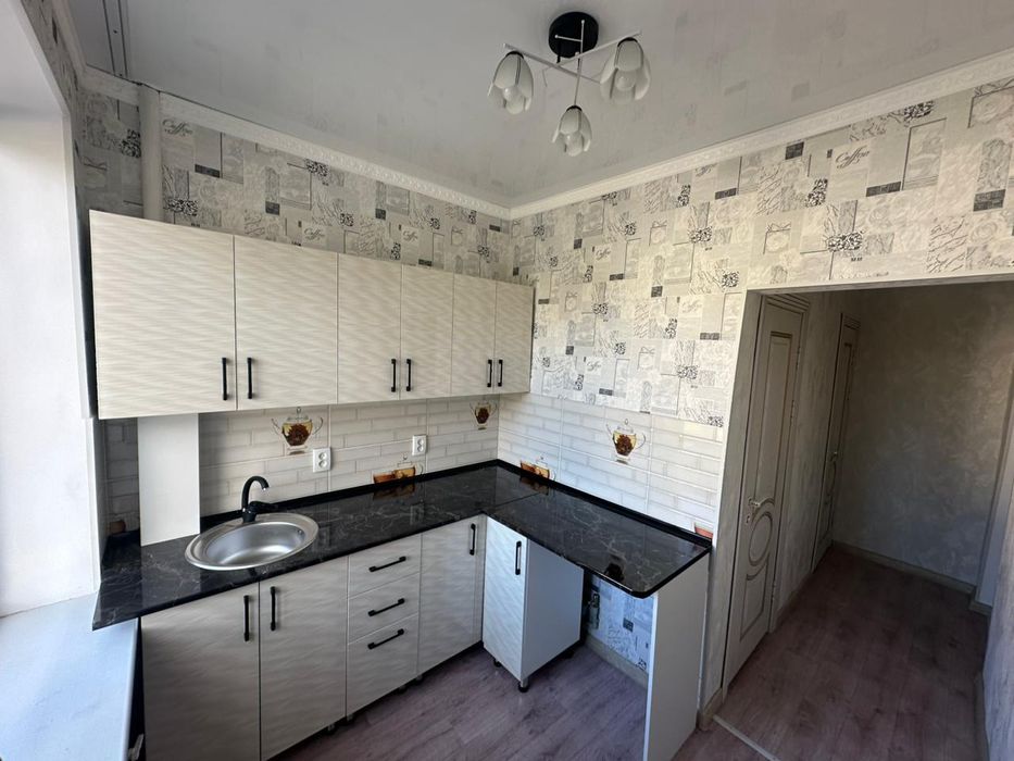 1 комнт кв на втором этаже