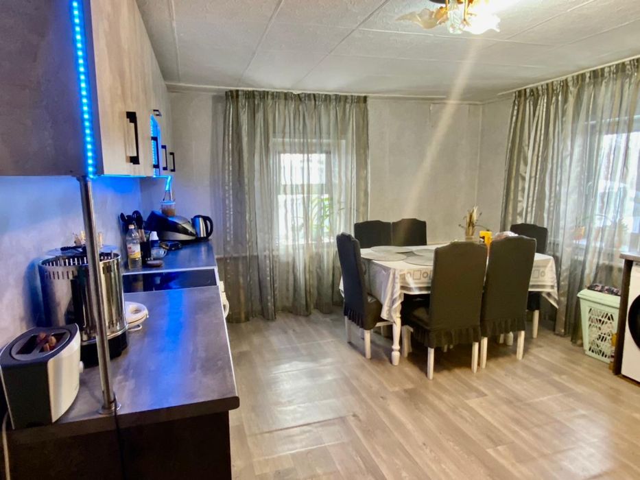 Продат дов в селе Розовка