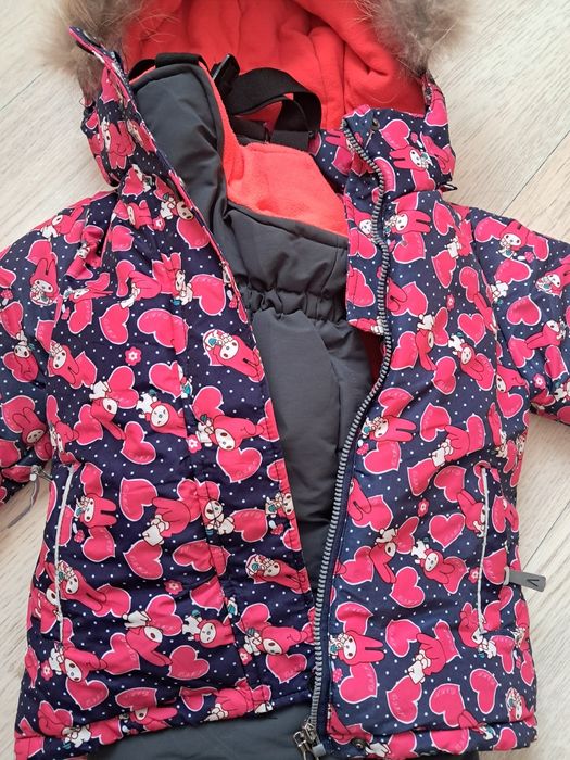 Продам зимний комплект для девочек