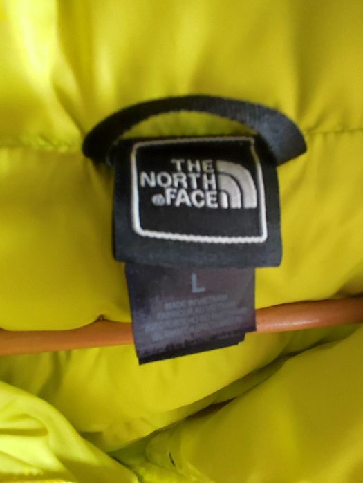 Продам куртку -пальто новое.