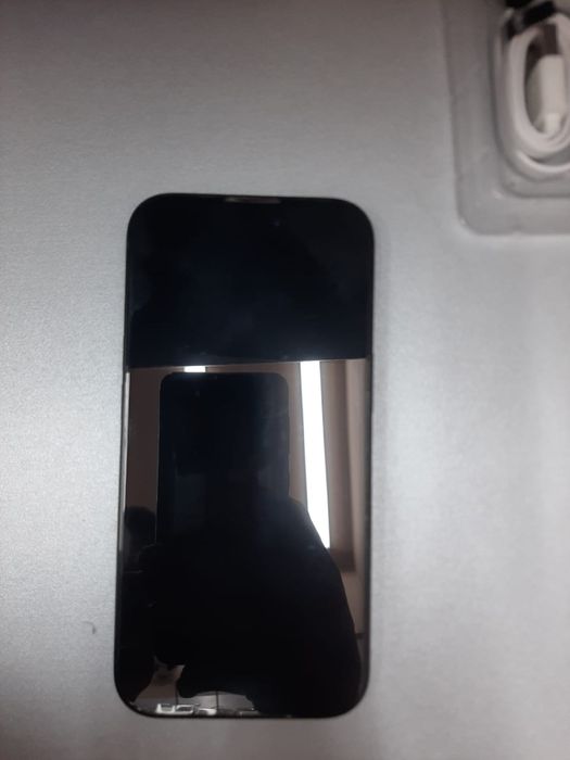 Продам айфон 15 128 гб