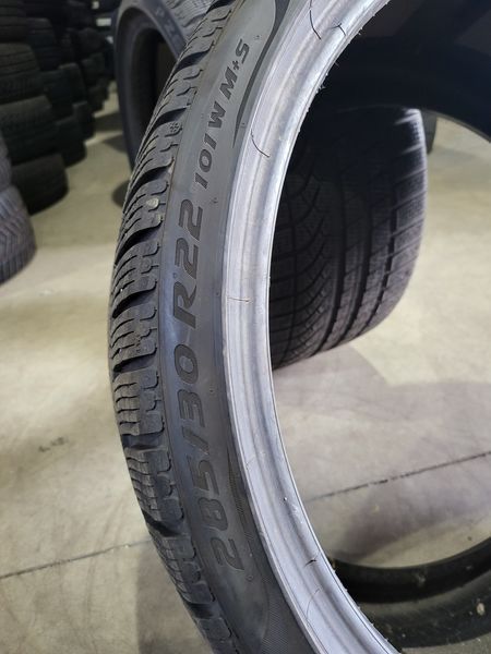 285/30/22 PIRELLI 2бр