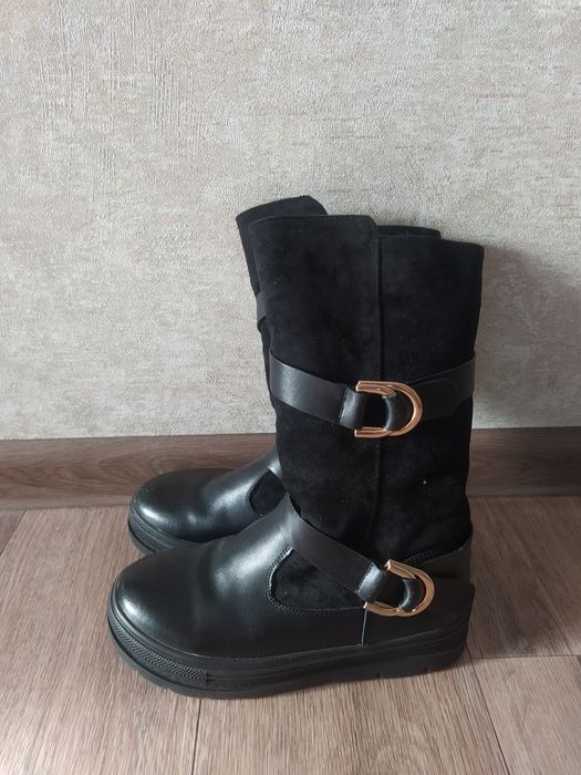 Продам сапоги на девочку