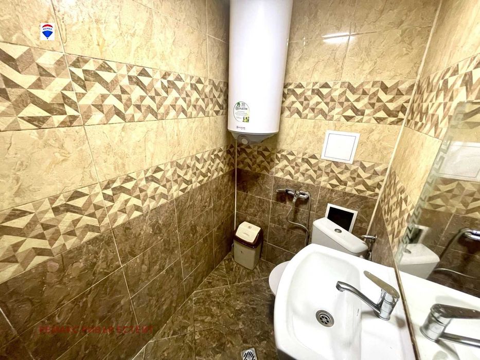 Продава се Тристаен апартамент в Русе, Здравец - 70 кв.м за 1623 €/кв.м - Снимка #14