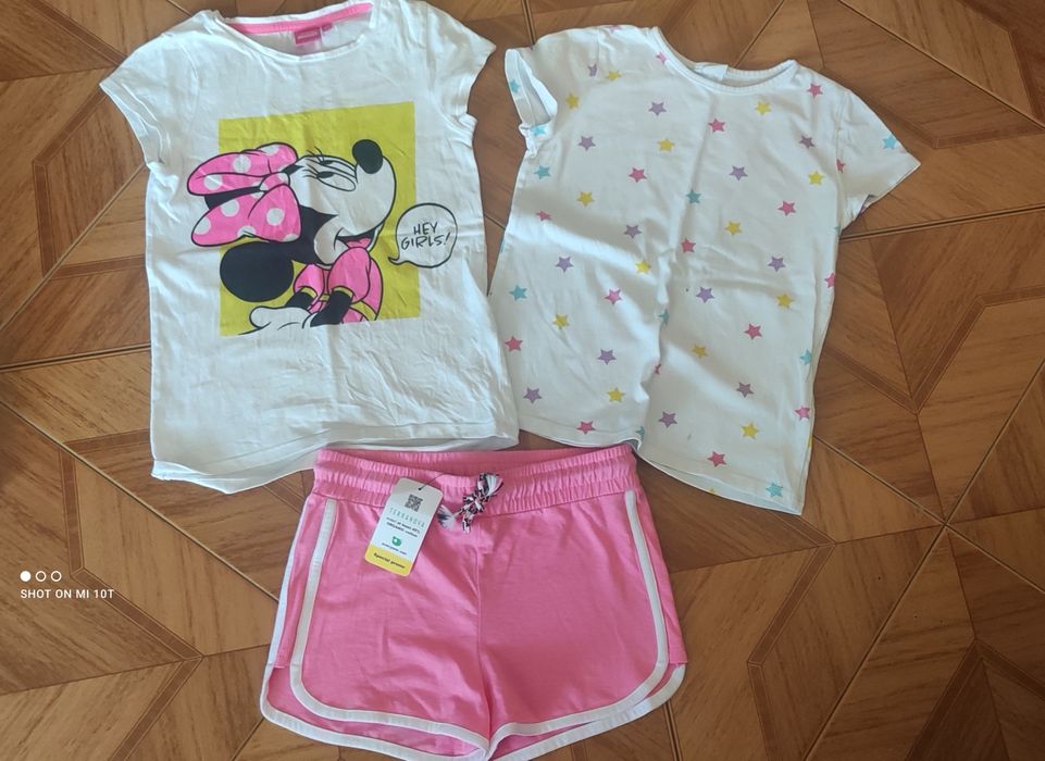 Къси панталонки и тениски 8-9 год