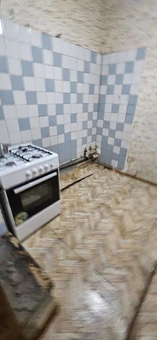 Продается квартира Максим Горький, Бий, Мир подарков 1/1/4