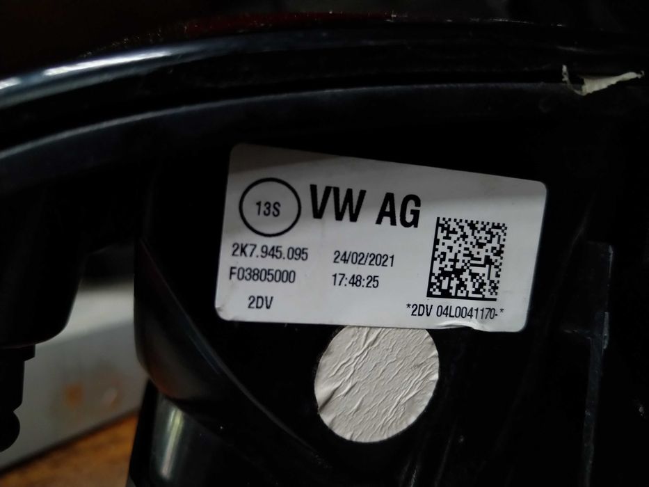 Ляв стоп WV Caddy 2022 година