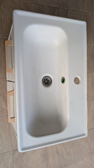 Mobilier baie si lavoar (chiuveta)