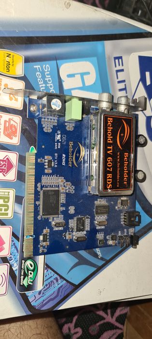 Продам тв тюнер behold