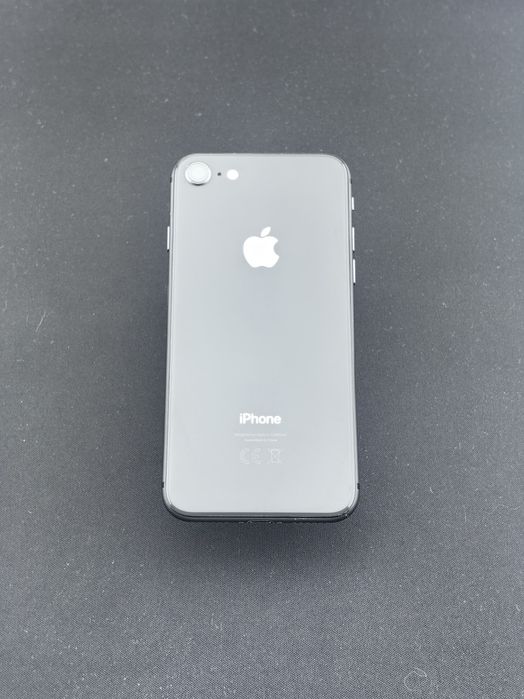 Apple iPhone 8 64 GB ID-mar873
