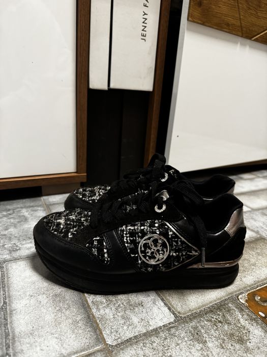 Черни Сникърси Guess
