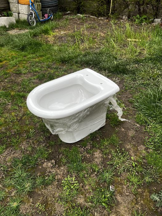 Vand vas wc Falerii nefolosit