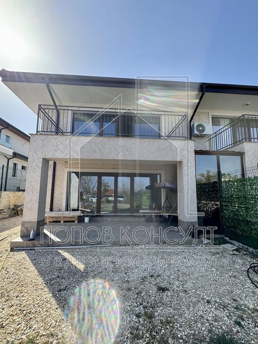 Продава се Къща в с. Марково, Област Пловдив - 192 кв.м за 1209 €/кв.м - Снимка #3