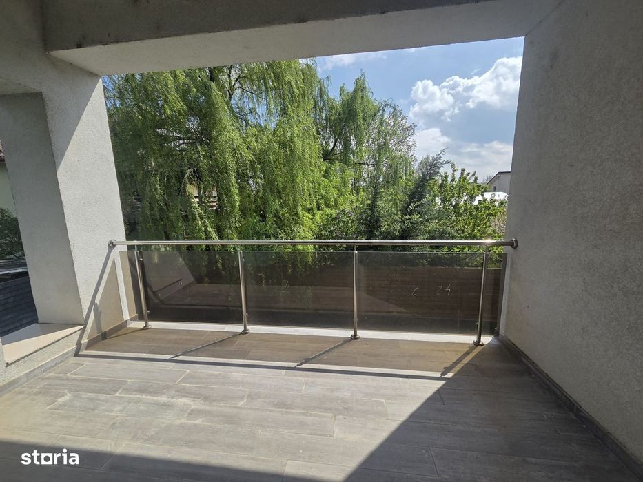 Vilă spațioasă Tunari | Curte mare | Complex închis