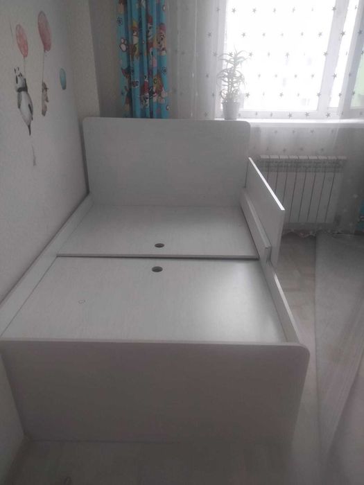 Продам одноместную кровать с матрасом
