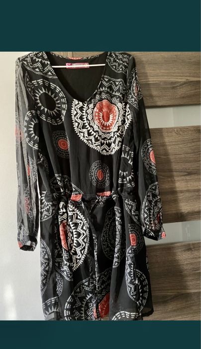 Rochie  Firma  BSB, Desigual