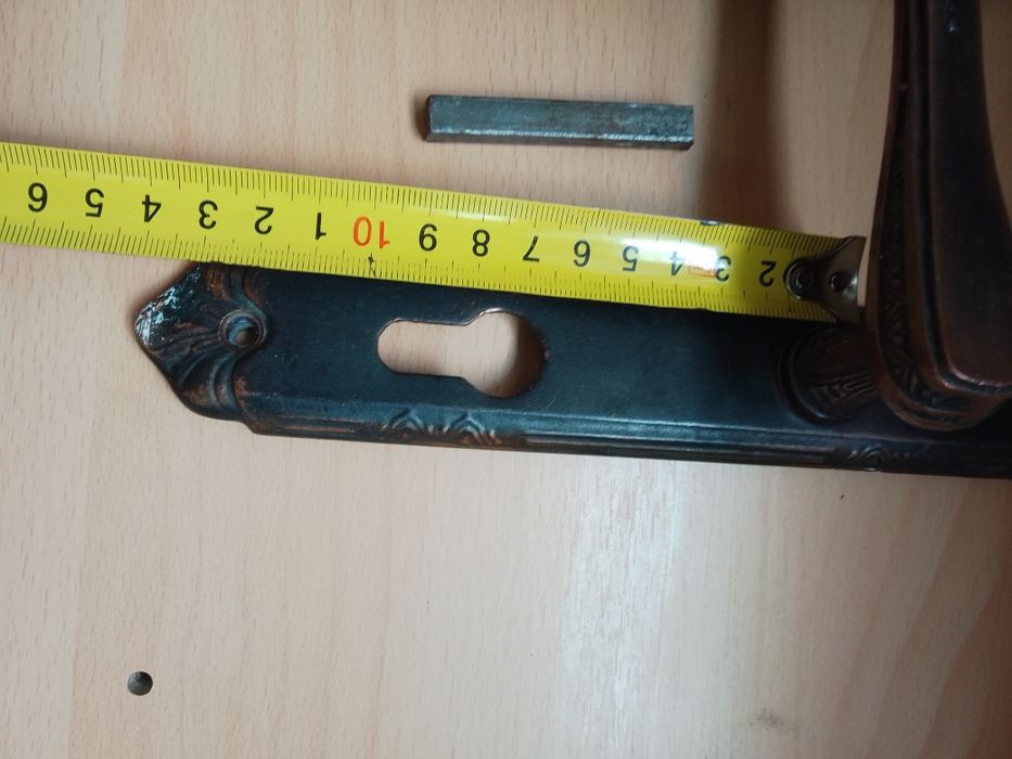 Дръжка за стъклена врата