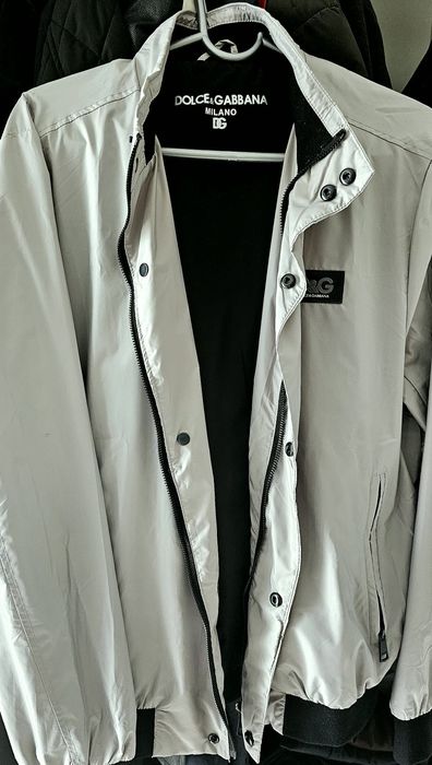 Продам ветровку Dolce Gabbana