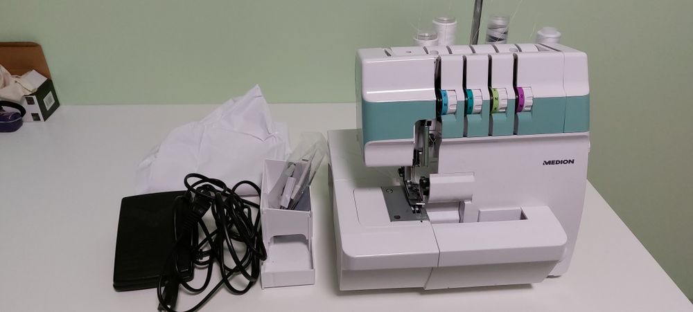 Оверлок,шевна машина. Germany