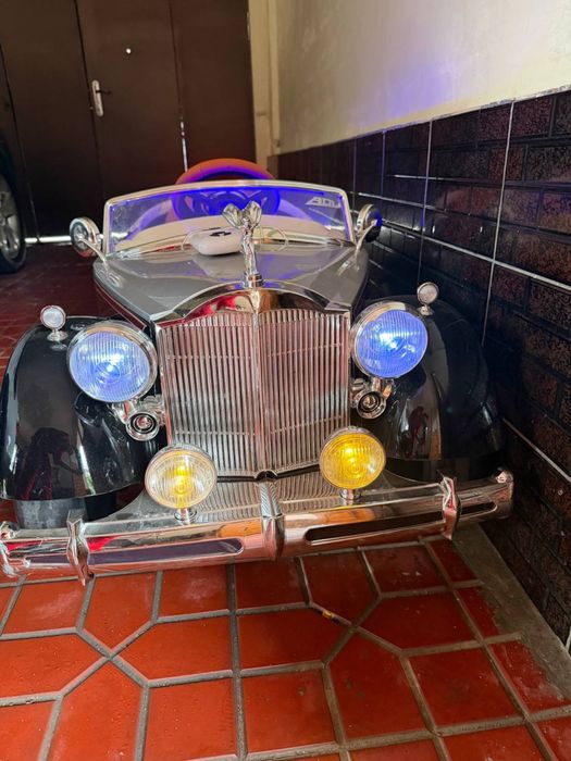 Мошина rolls roys retro