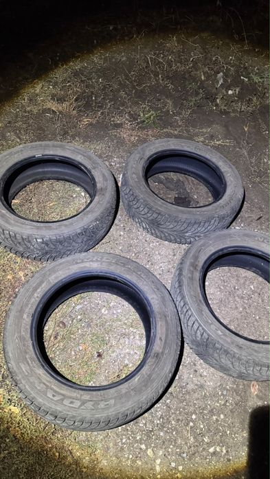 Продам шины всесезонные 225/60 R18