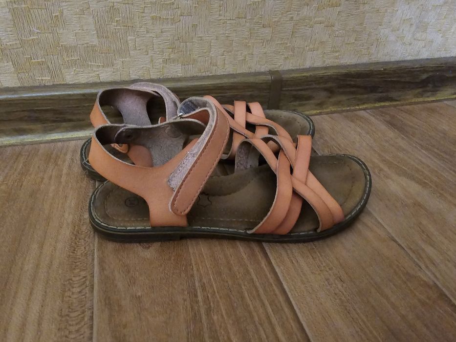 Сандалии для девочки 34 размер