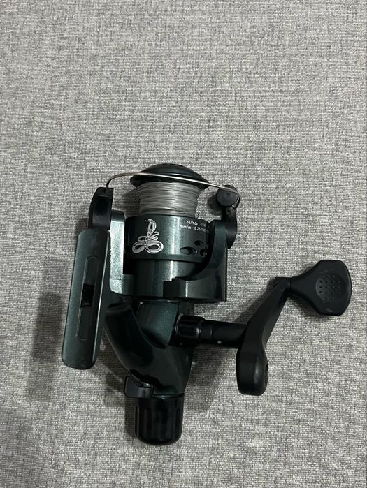 Продам спининг крокодил с катушкой кобра