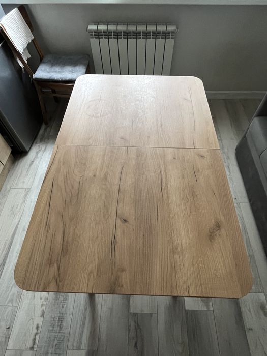 Продам кухонный стол