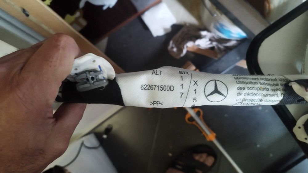 Mercedes GLA класа - оригинален еърбег тип „завеса“ (Curtain Airbag) 2015-2019