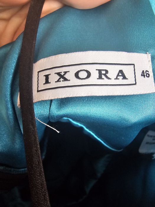 Луксозна официална рокля