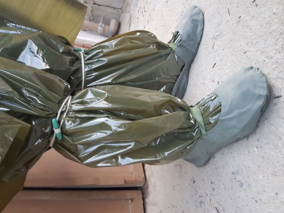 дъждобран , защитно облекло