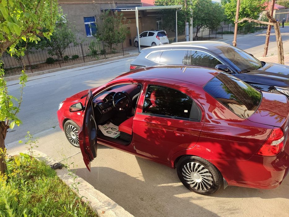 Продаётся Равон Нексия 3 4- позиция.