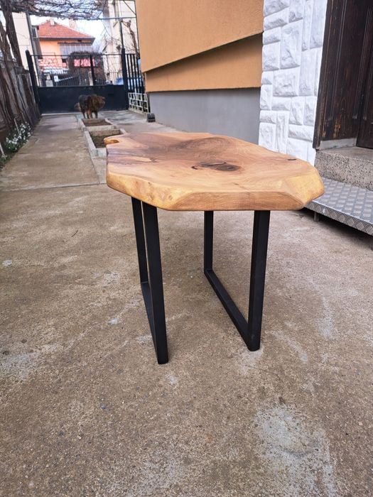 Маса за кафе за вашият хол или веранда