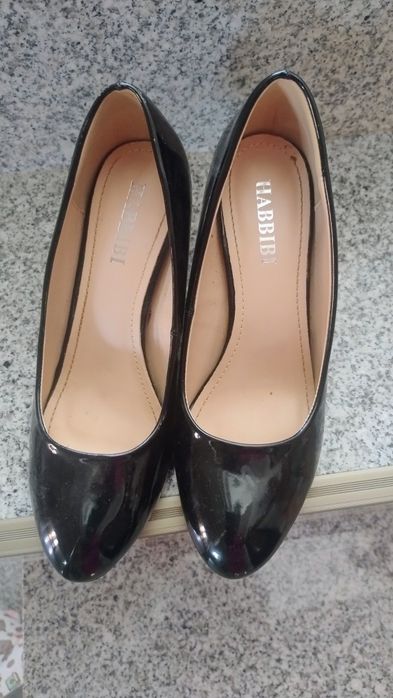 Pantofi lacuiti 37