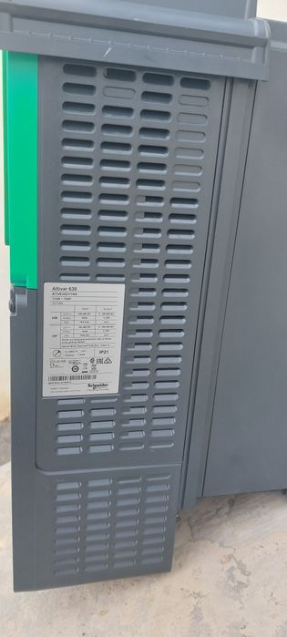 Schneider Частотный преобразователь