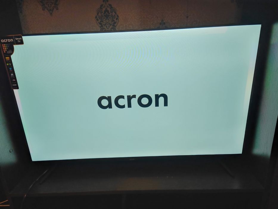 Телевизор смарт acron 109 см